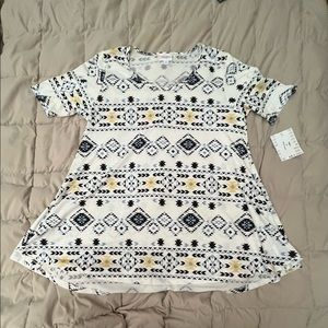 LulaRoe Perfect T